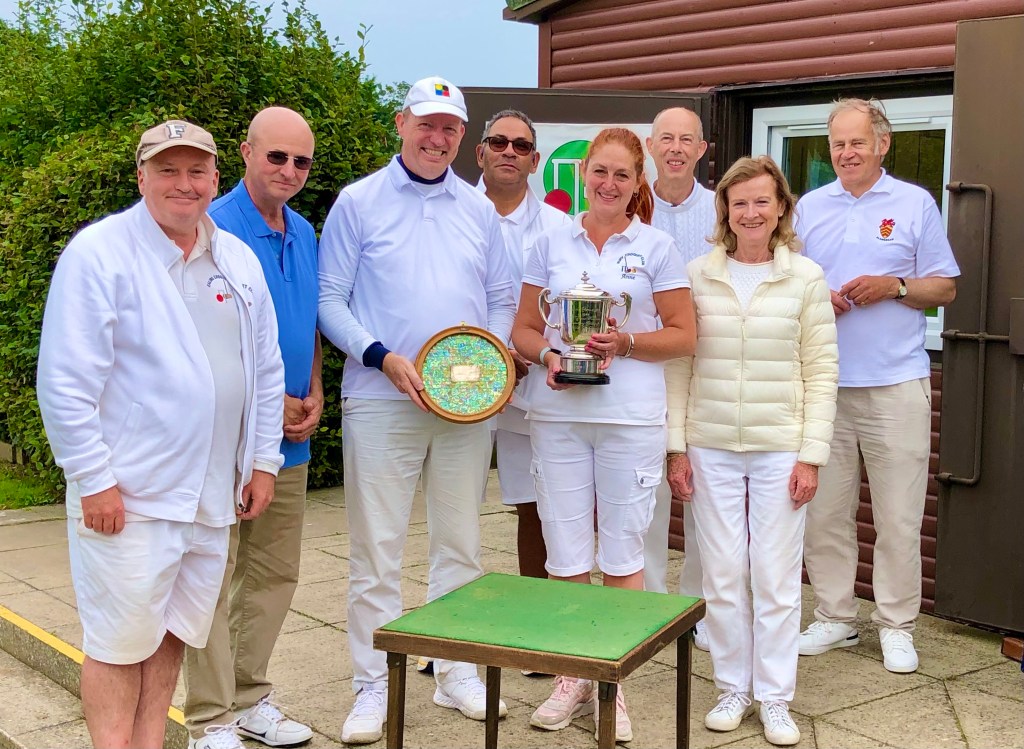 All England AC Winner 2023 Anne Alvey of Bury Croquet Club plays with an SP6 DB Mallet